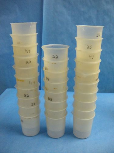 Bel-art 250ml lab plastic beakers lot of 28 for sale