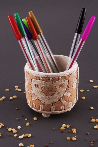 Ceramic pen holder