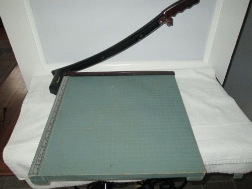 Premier 16&#034; Heavy Duty Guillotine Paper Cutter - USED