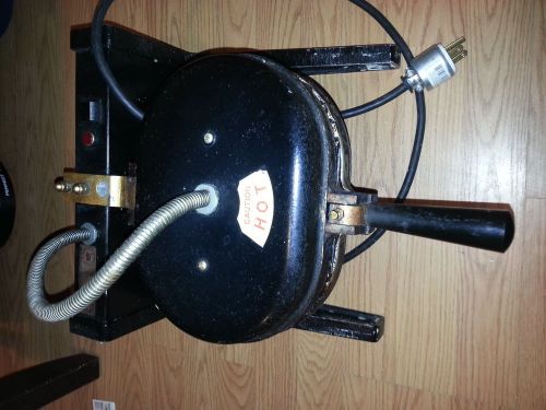 WAFFLE CONE COMMERCIAL MAKER OLD WAFFLE CONE 120V W/CONE MAKERS AND BOWL