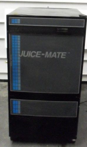 Juice Mate Refrigerated Vending Machine Model FMR1 w/ Keys for PARTS OR REPAIR