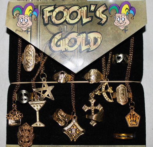 700 1&#034; fools gold  in 1.1&#034;  vending capsules bulk toy mix w/ live display for sale