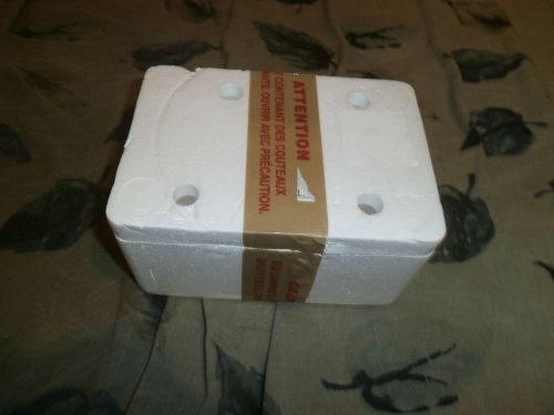 Small styrofoam shipping box with packing peanuts combo!! Free shipping!