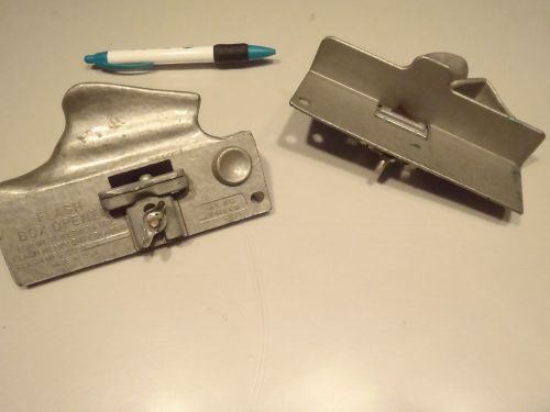 2 used flash box openers