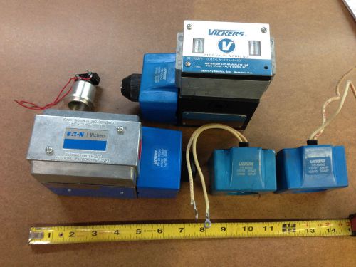 Vickers hydraulic pilot control valve double a/eaton/continental 110ac coil lot for sale