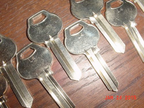 LOCKSMITH NOS 8 Key Blanks Antique  L4 Lockwood locks 6 pin 1004a Russwin locks
