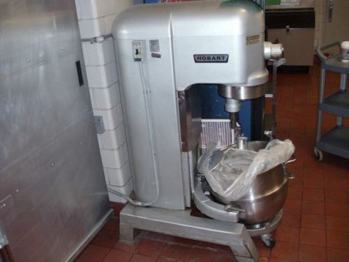 Hobart mixer 60 qt quart batter dough pizza 1 single phase!!  clean clean clean! for sale