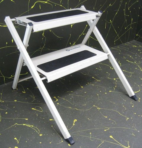 Black &amp; decker stowaway 2-step folding portable small step stool ladder rv steps for sale