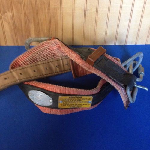 VIntage 80&#039;s KLEIN TOOLS INC. Lineman&#039;s Safety Harness Belt Medium Red Nylon