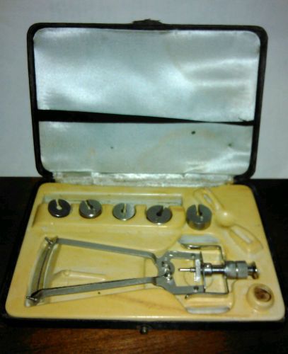 Sklar&#039;s Portable Schiotz Tonometer Ophtometry Instrument