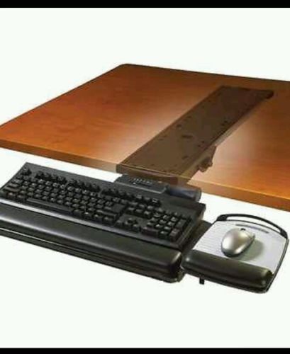 3M AKT150LE Keyboard Tray w/Mouse Platform, Highly Adjustable, 23&#034;Track, Black