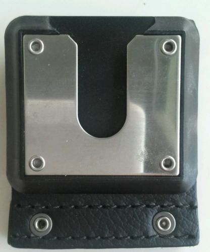 Motorola Leather Belt Loop radio 4205857B05 Used 2.5&#034; Belt Loop Swivel Case