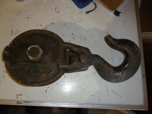 M35 m35a2 m35a3 m818 m813 m988 m37  m151  m925 snatch block winch block m923 m93 for sale