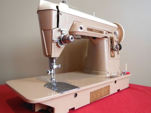SINGER 404 Industrial Strength HEAVY DUTY Sewing Machine LEATHER