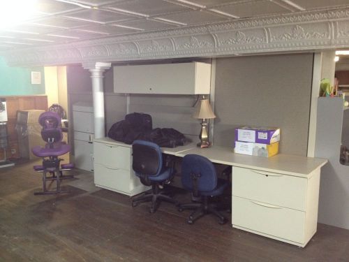 Deluxe cloth cubicle walls 4&#039; x 6&#039;  desks &amp; storage portable! must see... for sale