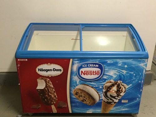 USED COMMERCIAL 50&#034; GLASS CURVE SLIDING TOP  ICE CREAM FREEZER CHEST