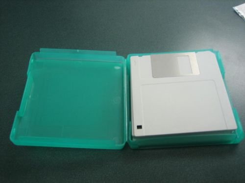 50 NEW 3.5&#034; 5-DISKETTE DISK CASES, GREEN, RARE 80001