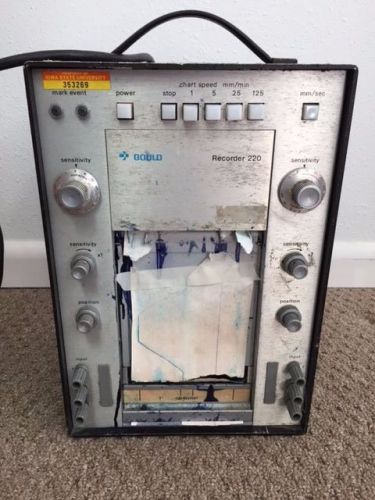 GOULD BRUSH 220 Strip Chart Recorder Model: 15-6327-57 POWERS ON/SEE DETAILS!