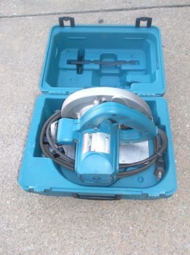 Makita 5007F 7-1/4&#034; Corded Circular Saw With Case Excellent Condition