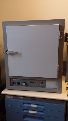 VWR 1350GM Microprocessor Controlled Oven