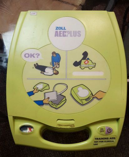 ZOLL AED PLUS TRAINER   W/ ACCESSORIES As shown