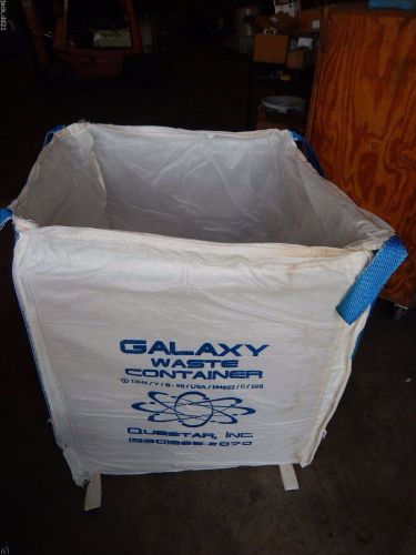 New questar 47902 galaxy flexible waste container 1 cubic yd 3000 # cap un rated for sale
