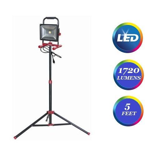 NEW HUSKY 5 ft 1720 Lumen BRIGHT LED OUTDOOR WORK LIGHT w/ TELESCOPED TRIPOD