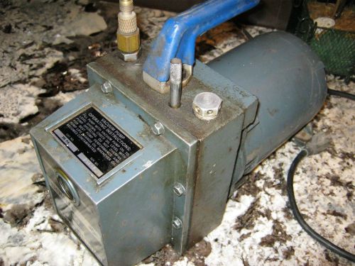 Gould hvac service  vacuum pump sargent welch 15 litres for sale