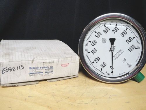 McDANIEL CONTROLS * PRESSURE GAUGE * RANGE 0-1000 PSI * STAINLESS STEEL * NEW