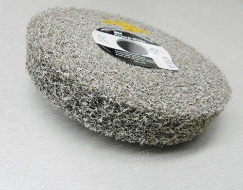 3M SCOTCH-BRITE MULTI-FINISHING WHEEL 6&#034; x 1&#034; x 1&#034; 2S FIN SILICON CARBIDE  MU-WL