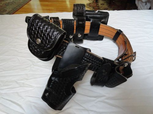 Black leather police law enforcement gear dutyman belt 15 attachments glock gun for sale