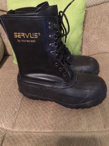 New Servus by Honeywell A422 Winter Boots  - Size 9 Laced Steel Toe Thermolite