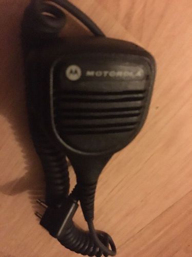 MINT Motorola PMMN4013A Speaker/Microphone CP200 PR400 CP185 BPR40