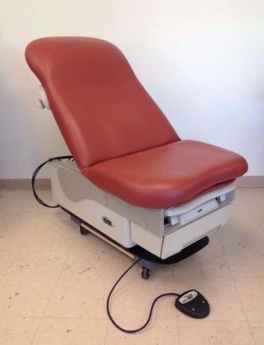 MIDMARK 622 Power Hi-Low Exam Table Excellent Condition Terra Cotta Upholstery