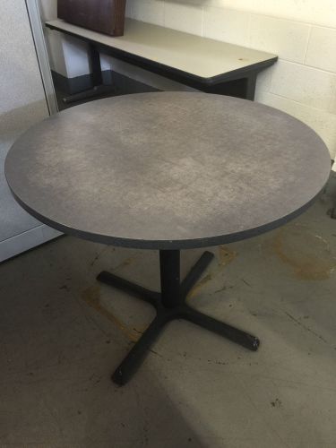 ROUND CAFETERIA TABLE 36&#034;D
