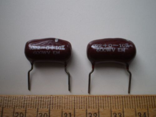 2 pcs El-Menco EM .022 uF/ 600V  brownie capacitors. NOS