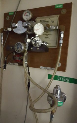 Oxygen Station with Gauges and hoses