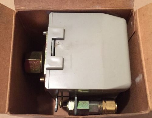 Furnas a pressure switch 100 off air compressor w/ unloader valve 69mb6y for sale