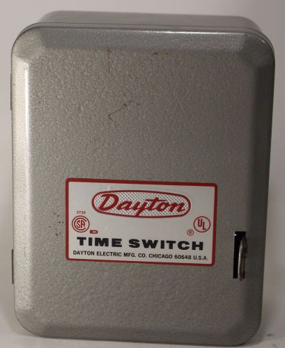 Dayton Time Switch 24 HR Dial  2E021 Single Pole Single Throw - Appears New