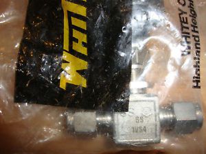 New whitey ss-1vs4  1/4&#034; 316ss bonnet needle valve for sale