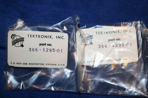 TEKTRONIX KNOB PART NUMBER 366-1295-01