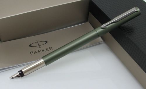 Parker pens vector fountain pen early edition old logo rare matte green only one for sale