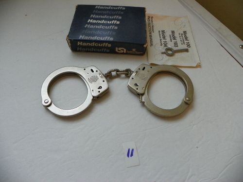 SMITH &amp; WESSON HANDCUFFS WITH KEY, IN ORIGINAL BOX