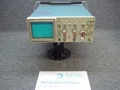 Tektronix 2215 60 MHz Oscilloscope - tested for power - location 4-A