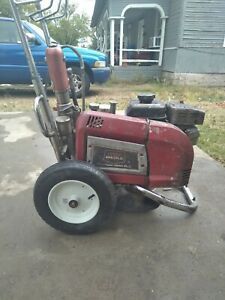 Titan 4900 Paint Sprayer