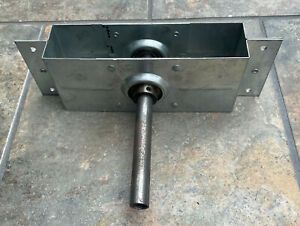 Fan shaft assembly for Masterflow WHF30 30 in. Belt Drive Whole House Fan