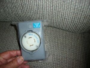 nib Hubbel twist Lock safety recepticle wiring Device 2420SR 20a 250v 3o