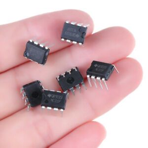10PCS NE555P DIP-8 original IC time base circuit single high precision timer. jy