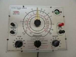 Eico 950B Resistance-Capacitance-Comparator Bridge Powers On NICE