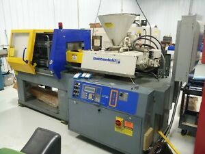 Battenfeld UNILOG 2000 Injection Molder